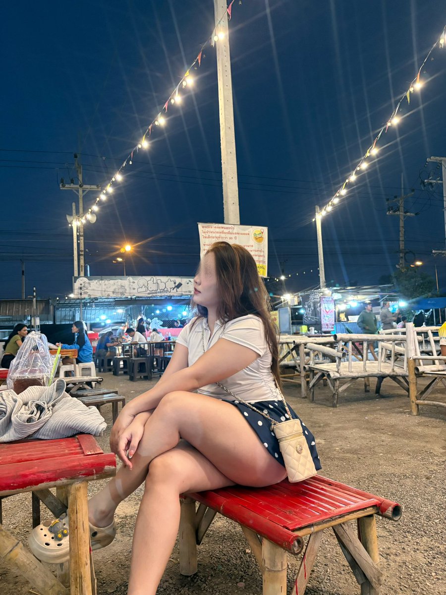 หมูมากินหมู🤣
#กาญจนบุรี #สาวอวบ #ตลาดสดหนองบัว