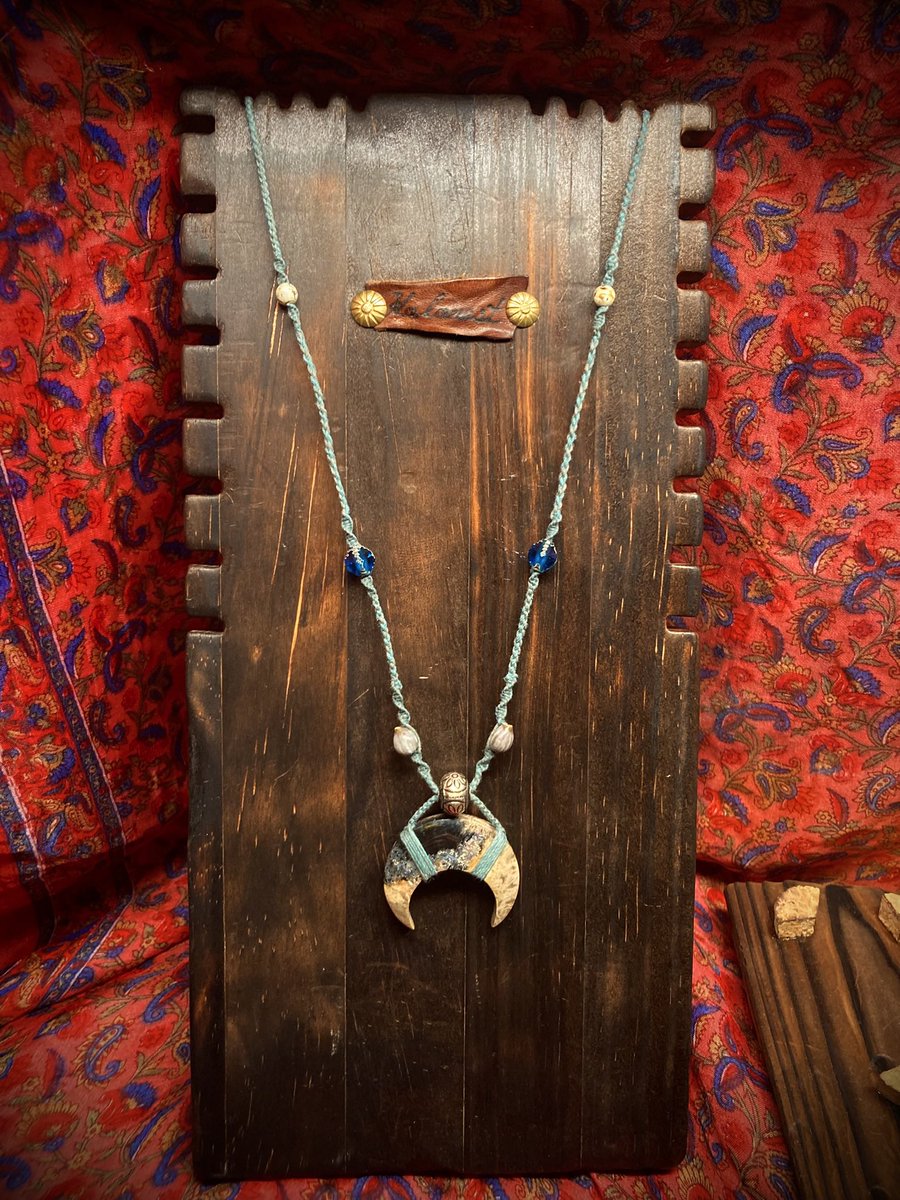 ArtisanMystic's tweet image. クレセントパームルッツアゲートのロングネックレス

やっと…新出品です…！

natureshop.base.shop/items/127627453