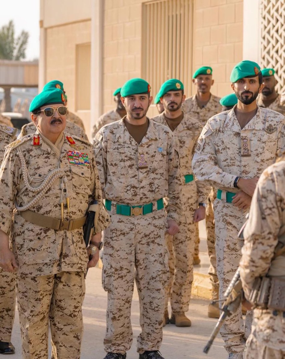 لابة عيال وايل حيها لابه 
لابة العز والتاريخ والشأني🇧🇭

#المعظم ❤️
#ناصر_بن_حمد
#خالد_بن_حمد