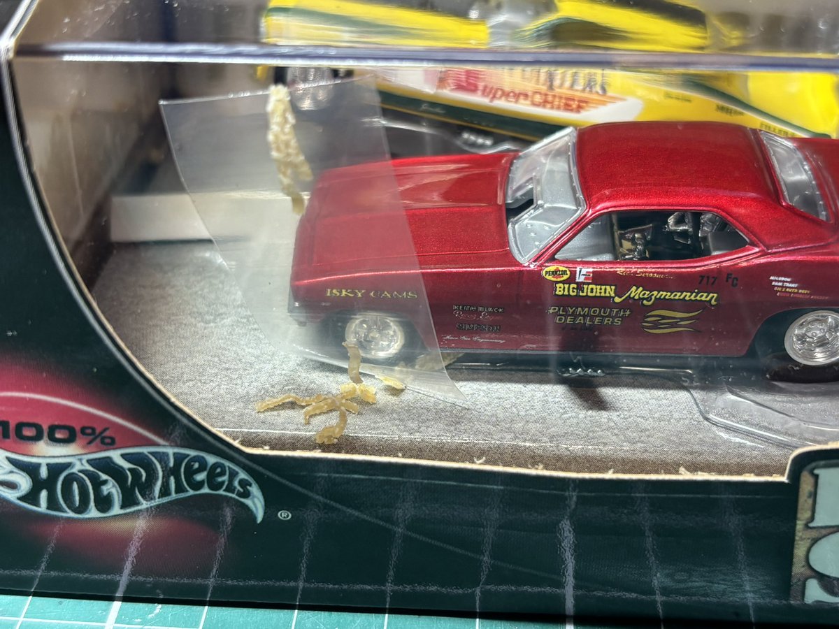 善は急げ❗️ってことで本日購入した100%ホットウィール のFUNNY CAR