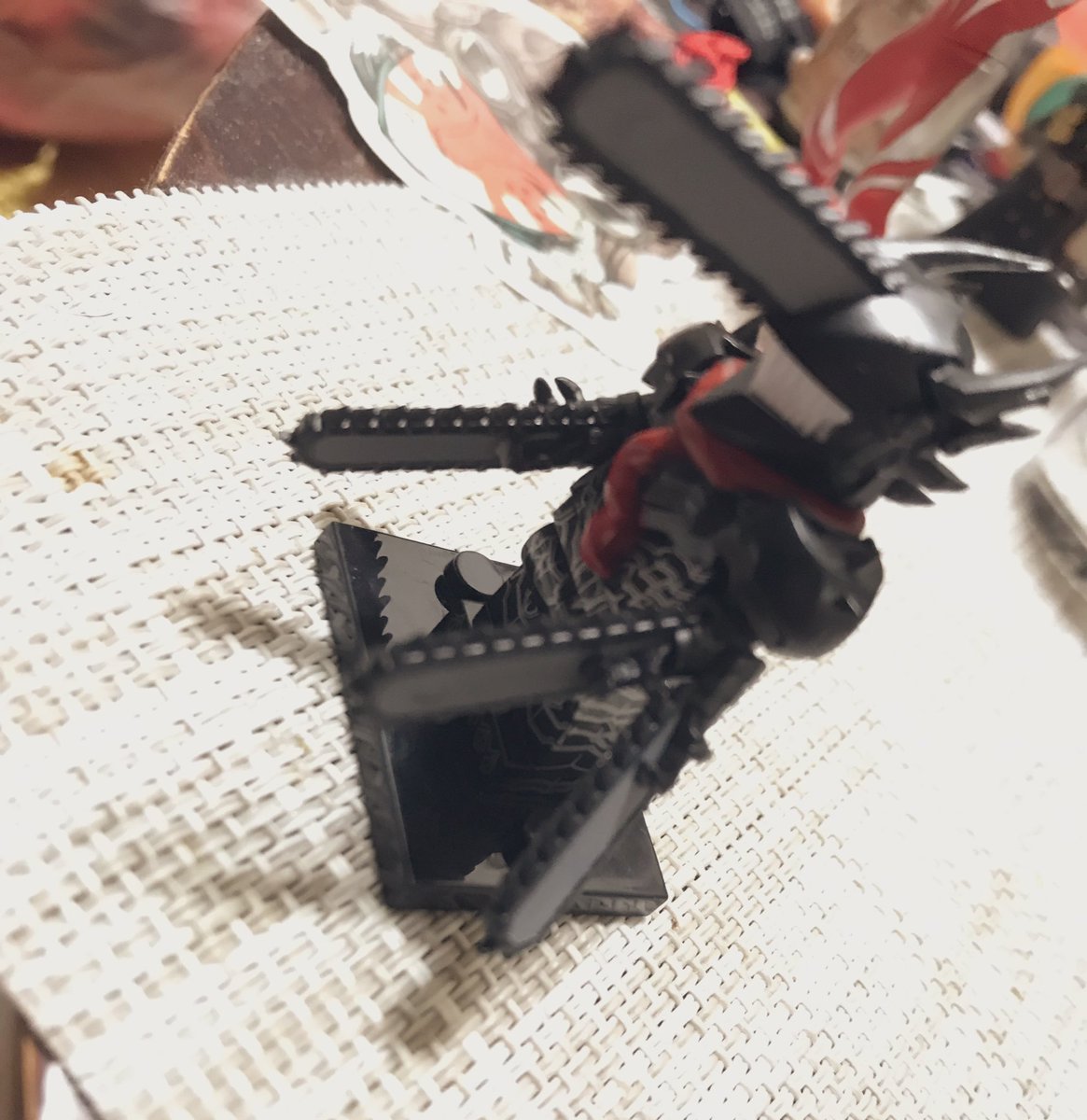 funshotoshokan's tweet photo. レゴブロック風　黒チェンソーマン https://t.co/OQMRrElDLL