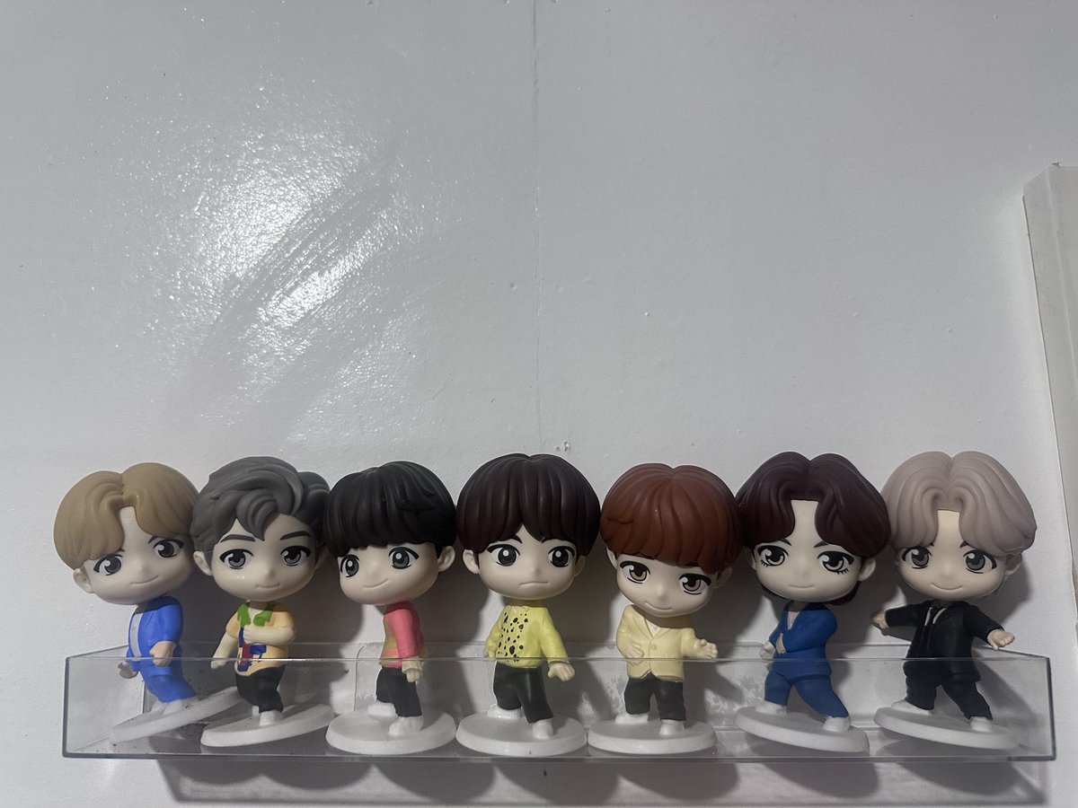 wts lfb ph

complete bts tiny tan throwback edition set
— with box and card
— take all for php 900 + lsf

t. mcdo mcdonald's happy meal bangtan jin rm suga jhope jimin v taehyung jungkook