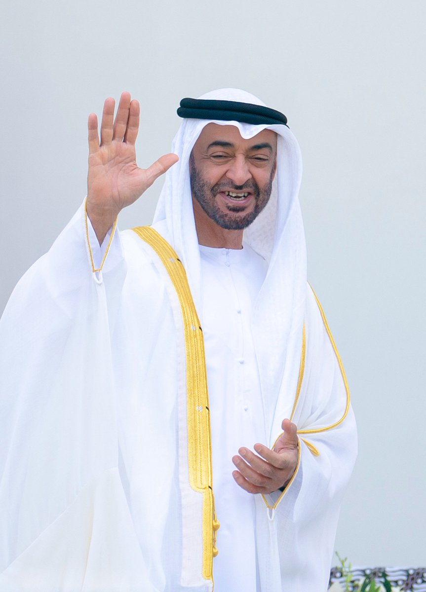 - ادعوا له في صلاتكم و قيامكم و في جهركم و سركم .. 

اللهم بارك واحفظ رئيس دولتنا وولي أمرنا سيدي صاحب السمو الشيخ #محمد_بن_زايد، واحطه بالعناية والتأييد والتسديد ووفقه للحق والخير والقول الرشيد، واجعله يالله ذخراً للبلاد والعباد، اللهم بارك له في دينه وعمره ورزقه وعافيته، وإجعله