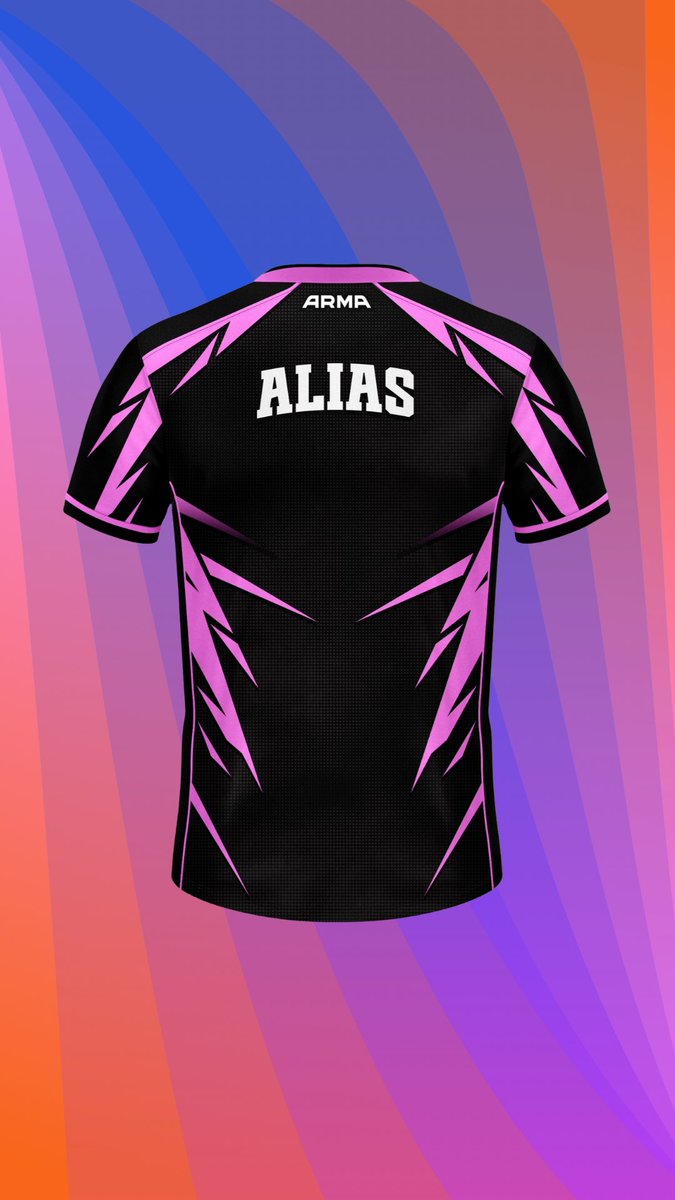7th_company's tweet photo. Nouveaux coloris de notre collection de t-shirt esport en approche disponible sur notre boutique officielle https://t.co/hbG4Jg0VjX https://t.co/HE4vYz3yZn