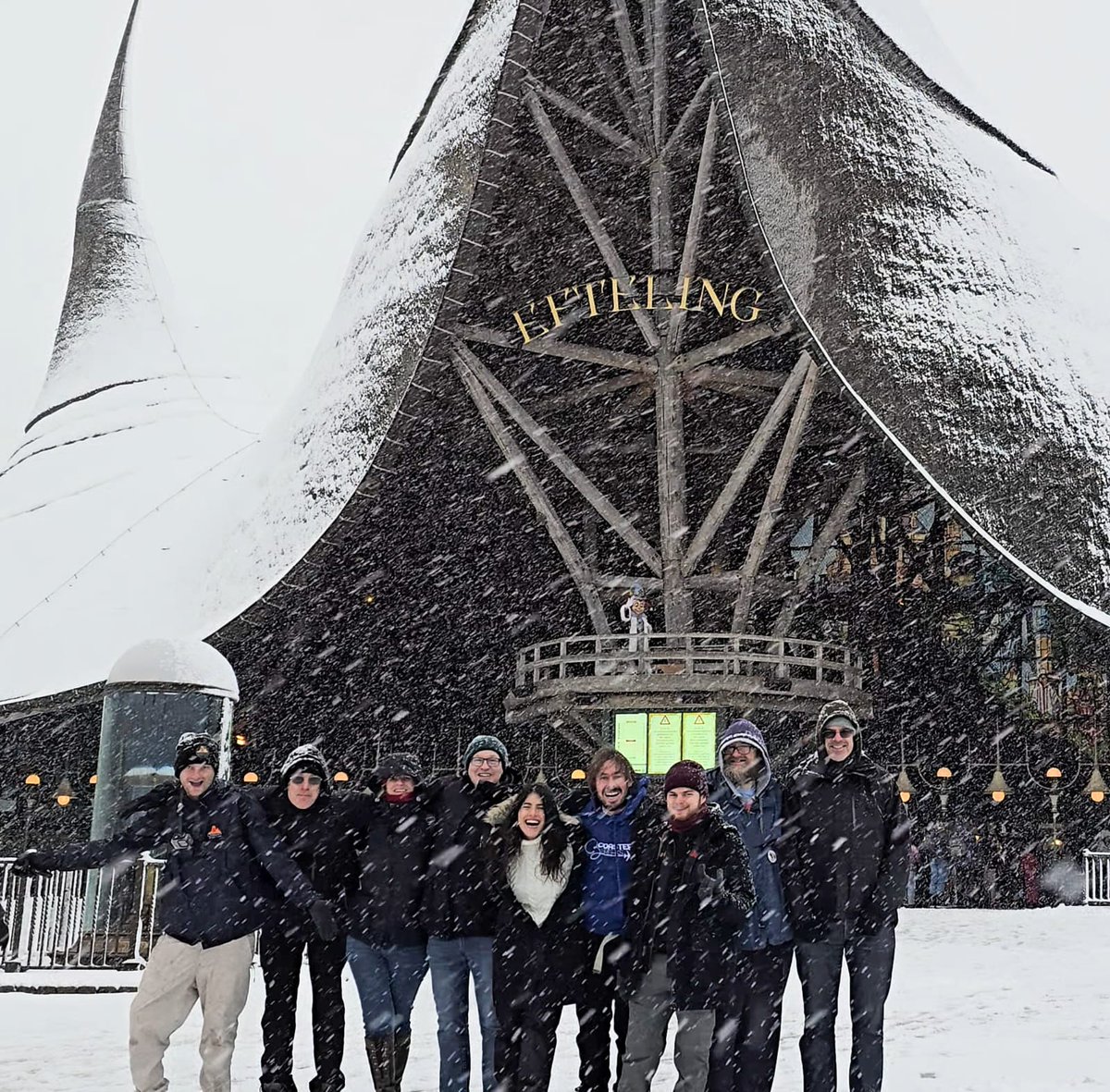Snow day at <a href="/Efteling/">Efteling</a> - A very white start to the first tour of 2026! ❄️🌨☃️