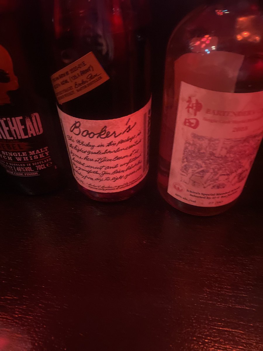 bar酒さん出勤しておりますー！
飲みましょうー✨