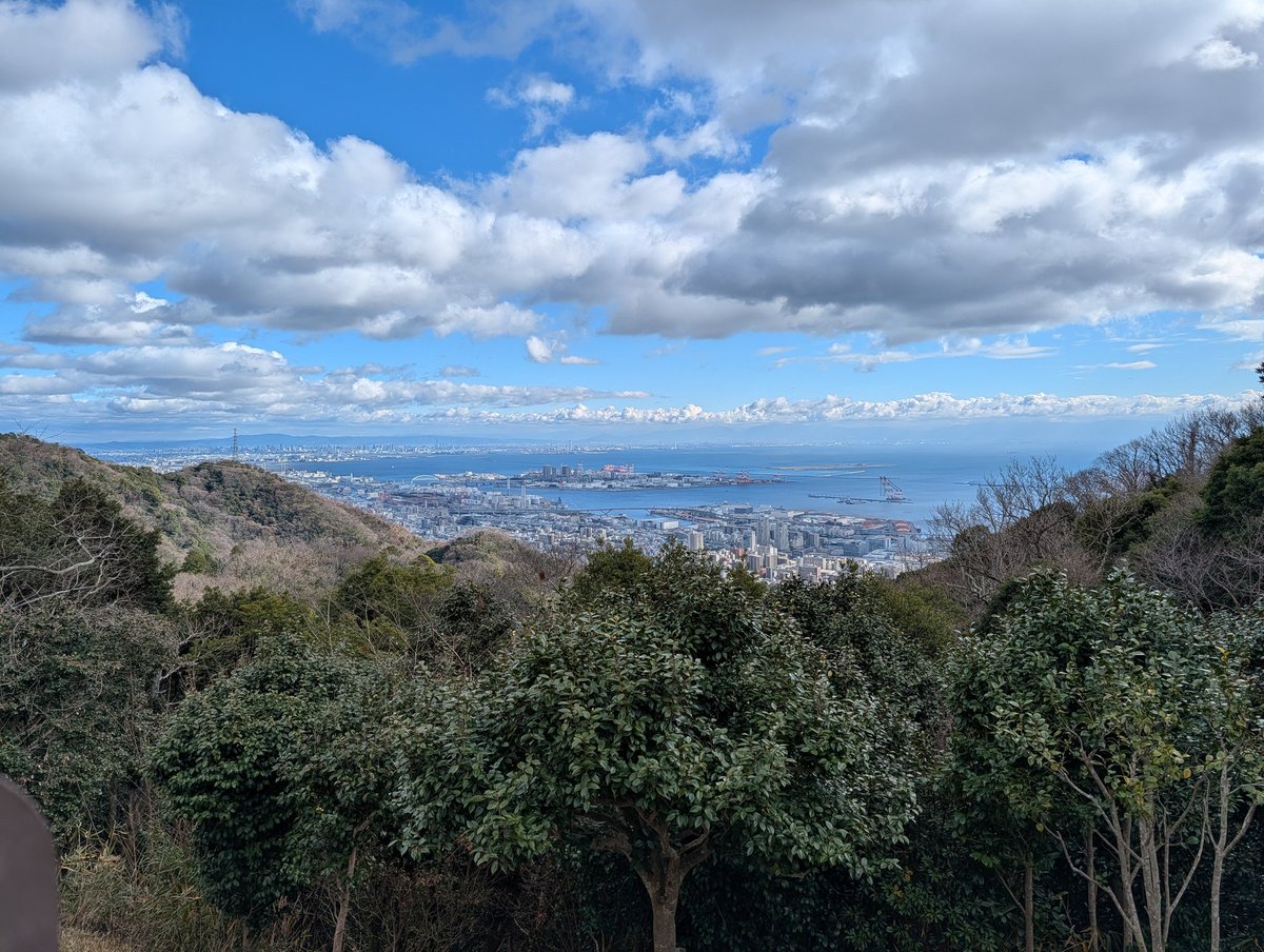 mahjong_anger's tweet photo. 神戸市北区有馬町
神戸市中央区北野町 https://t.co/bfnjlP6BgW