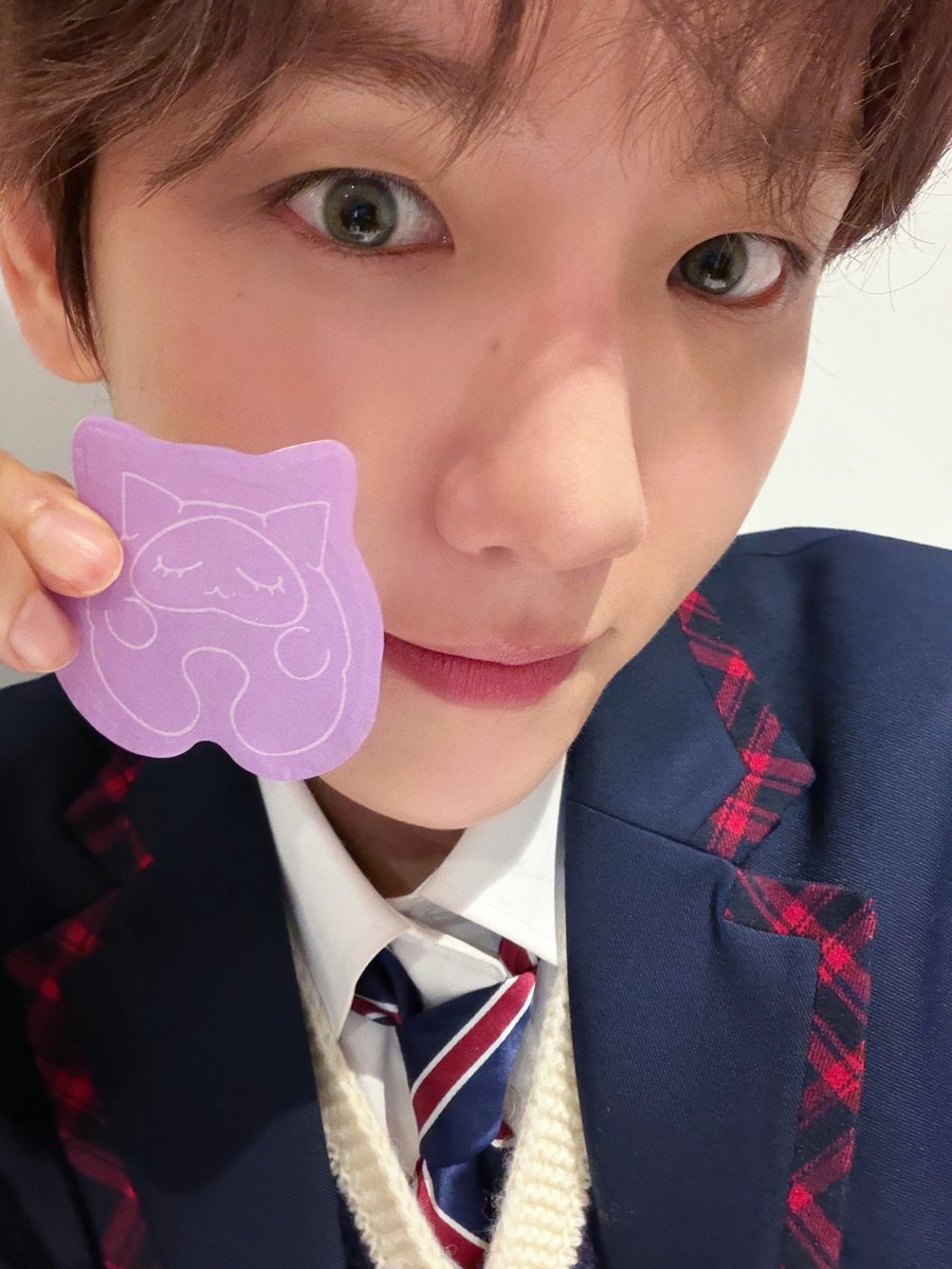 BAEKHYUN_INB100's tweet image. 2025 BAEKHYUN WORLD TOUR 
'Reverie [dot]' 🎀 DAY3

이제 Reverie를 보내줄 시간➰️👋 변함없는 사랑으로 Reverie 투어를 함께 달려준 에리들 너무 고마워요❤️‍🔥 

#백현 #BAEKHYUN 
#Reverie #ReverieTour #Reveriedot