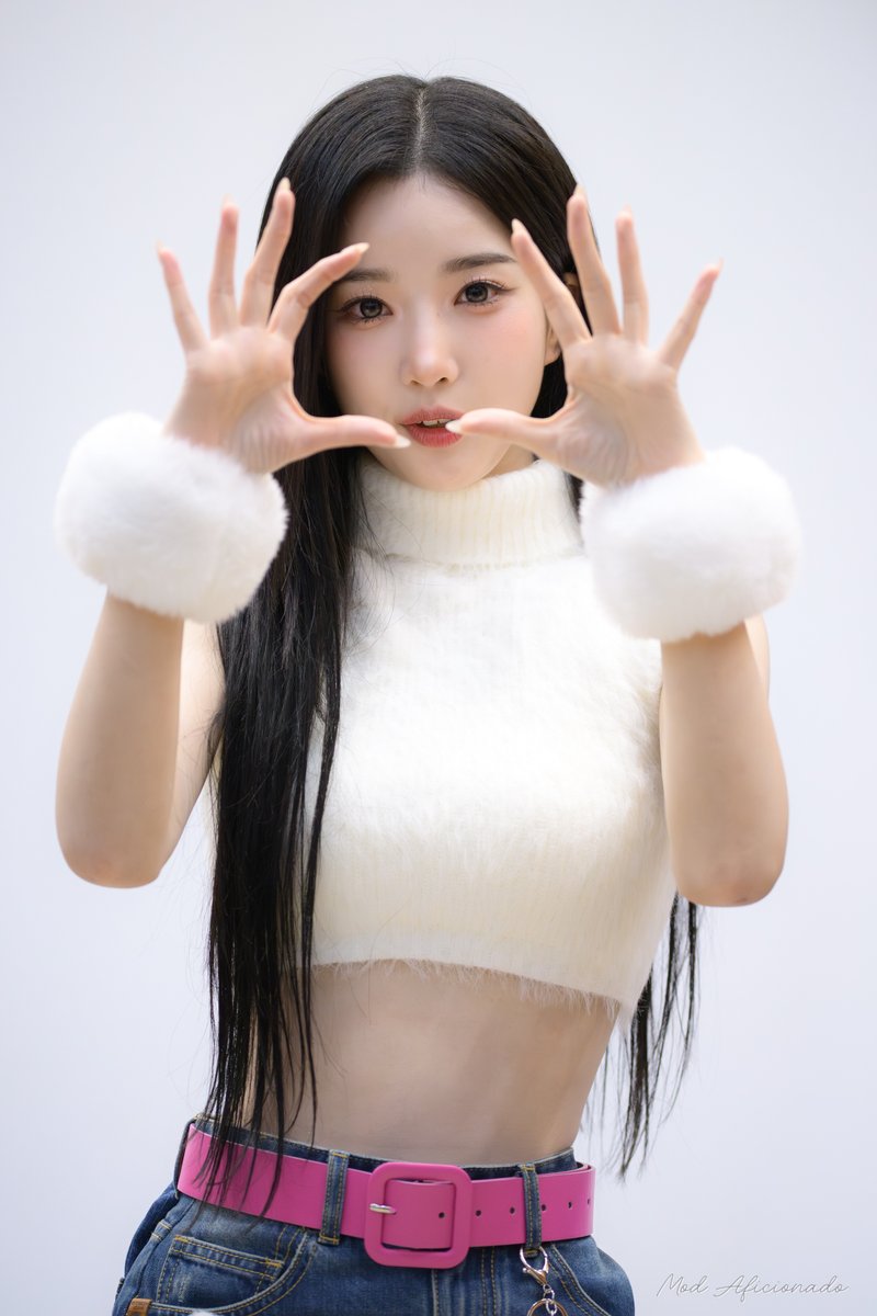 ModAficionado's tweet image. tripleS msnz @ 송도아트홀 251206 #tripleS #트리플에스 #김유연 #YooYeon