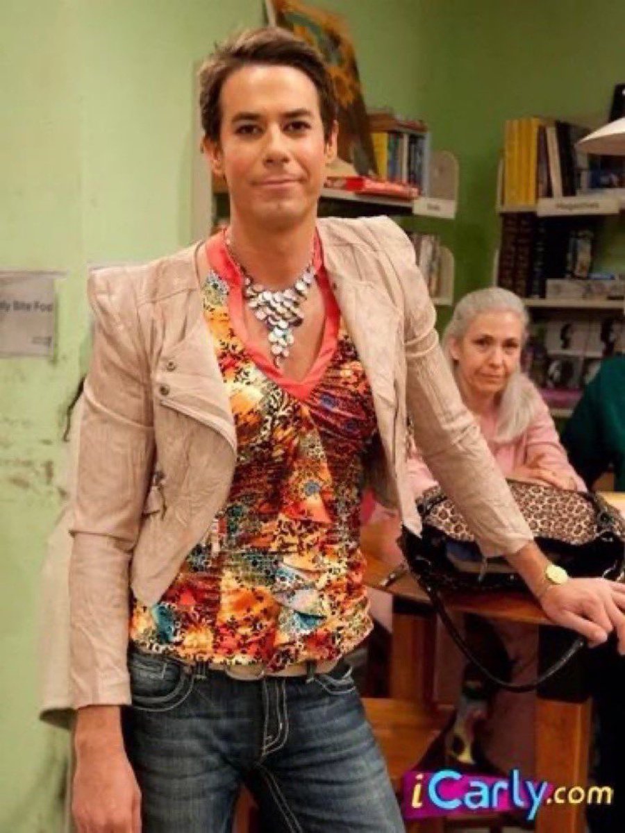 Countess Luann De Lesseps (2008)