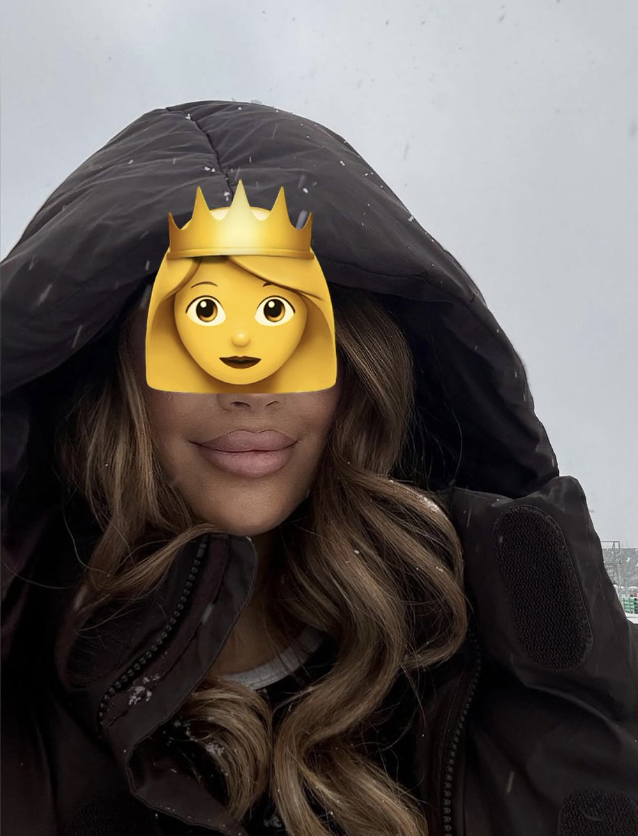 EddaFindom tweet media