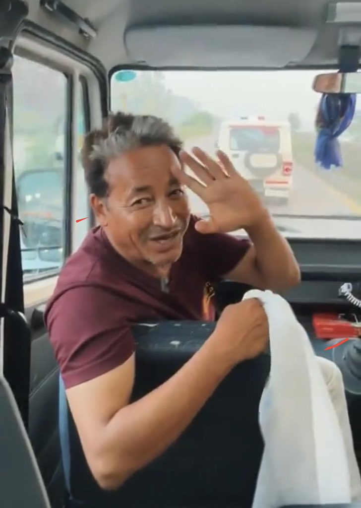 nehafolksinger's tweet image. बलात्कार के अपराधी बाबा राम-रहीम को आज फिर से 40 दिनों की पैरोल मिल गई लेकिन महान वैज्ञानिक और देशभक्त सोनम वांगचुक अभी भी जेल के अंदर हैं.

ये है भाजपा सरकार की असलियत.

भ्रष्ट सरकार और कैसी होती है?