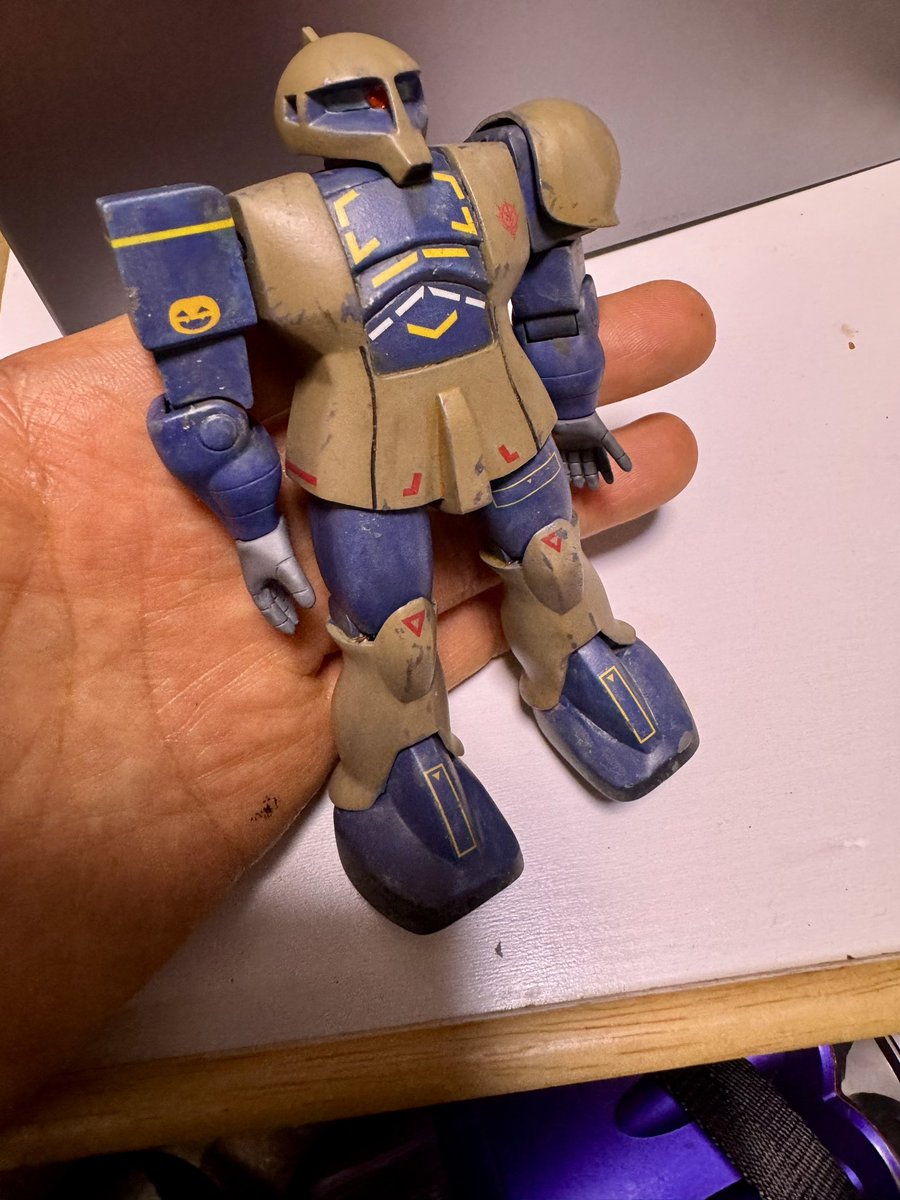 Kazuya Okadaさん旧ザク完成おめでとうございます✨☺️渋い塗装がいい