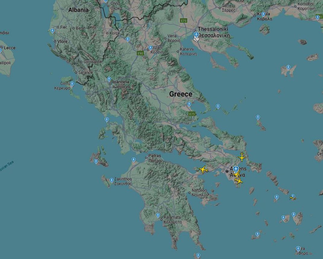 Airspace over Greece completely closed amid 'failure of communication systems' BILD citing officials from the civil aviation authority