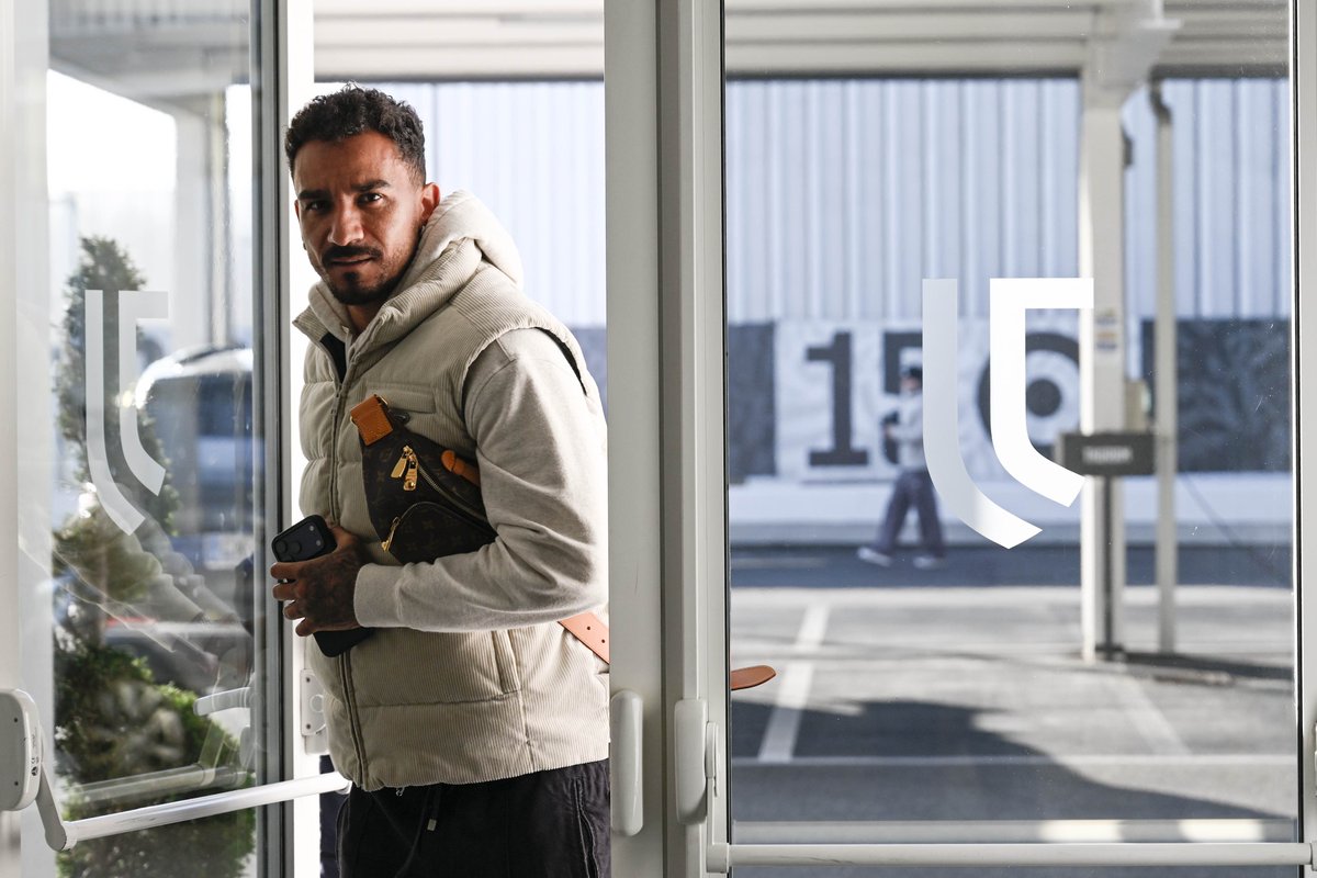 JuventusFC tweet media