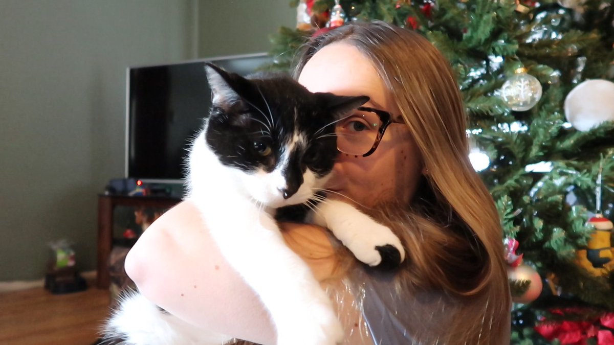 Chloe 💕 tweet media