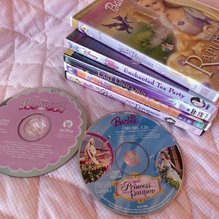 🦢🧜🏼‍♀️✨ (@vibelyra) on Twitter photo 