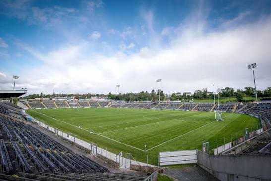 RNF36's tweet image. Cluiche Leath Cheannais Club na hÉireann @officialgaa 

12 pm inspection update:

@ScotstownGAA V @StBrigidsRos 

Rachaidh an cluiche ar aghaidh ACH beidh scrúdú eile déanta ag 1. 

Unofficial word is that the game 99% will go ahead. 

📍@CavanCoBoardGaa 

@rternag @rnagsport