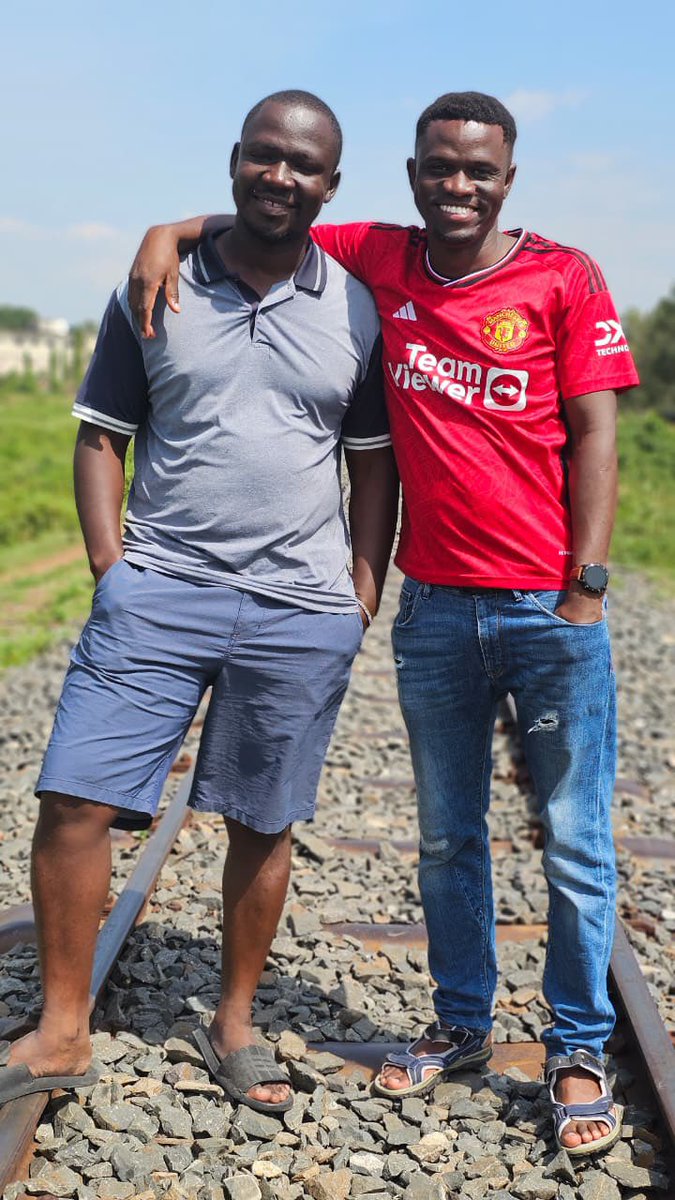 brianonyango07's tweet photo. Laugh often, make memories, and never lose kindness. https://t.co/mbKwgsRFNE