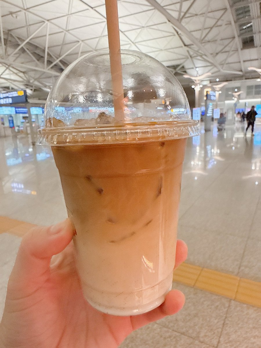 yunn_0331's tweet photo. 気になってたバニラビーンクリームラテ飲める余裕があってよかった🥹 https://t.co/uKjvnPqQPV
