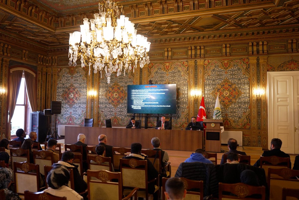 İstanbul Üniversitesi Afrika Çalışmaları UAM, İstanbul Ticaret Üniversitesi ve AKEM iş birliğiyle düzenlenen Afrika Dünyası, Medeniyeti, Diller ve Kültürler Sertifika Programı, dört haftalık yoğun ve verimli bir eğitim sürecinin ardından tamamlandı.+