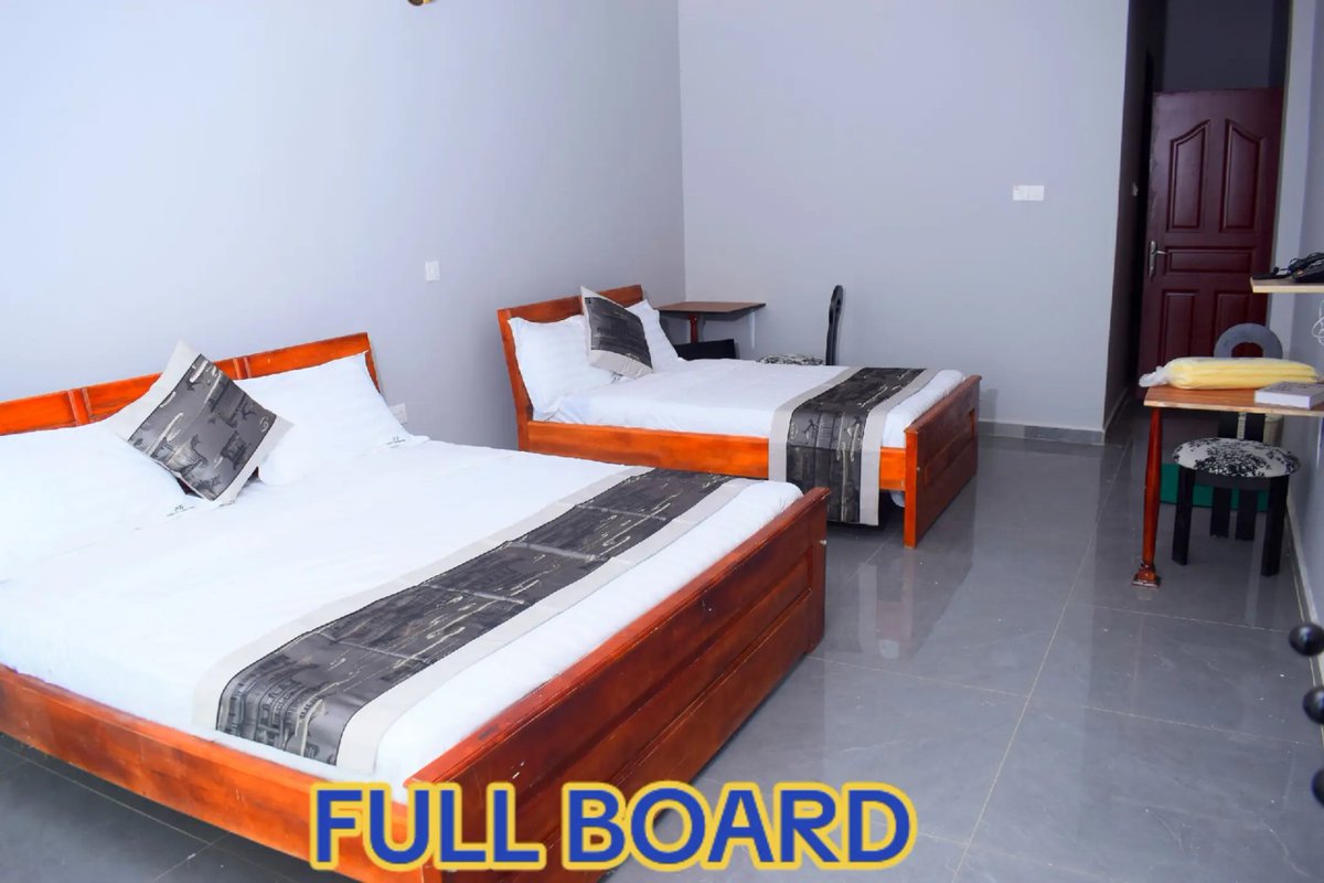 Relaxation meets quality 

We are KALU HOTEL KABALE