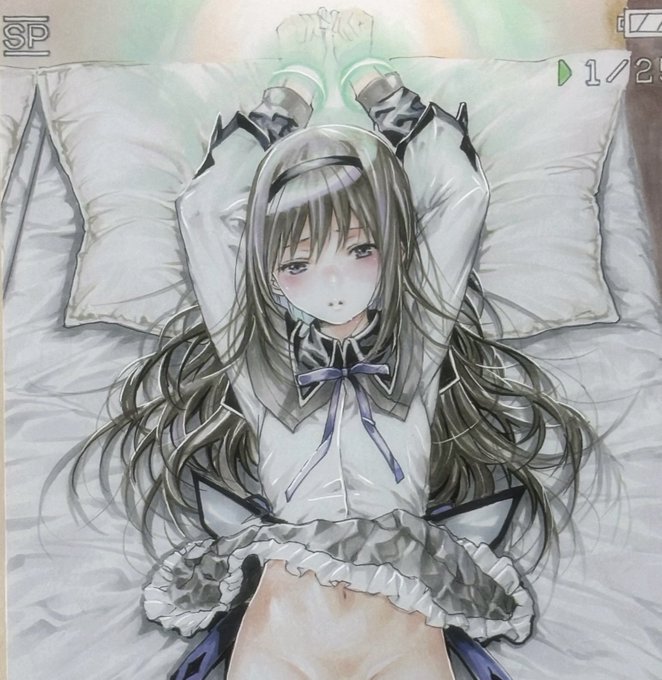 繰り返される時間軸
#暁美ほむら  #魔法少女まどかマギカ #アナログイラスト 