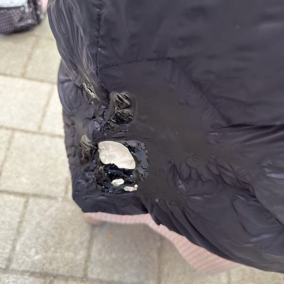 백현이의 사랑을 저보다 먼저 느겼는 제 패딩이에요😇난로가 너무 따뜻해ㅠㅠ