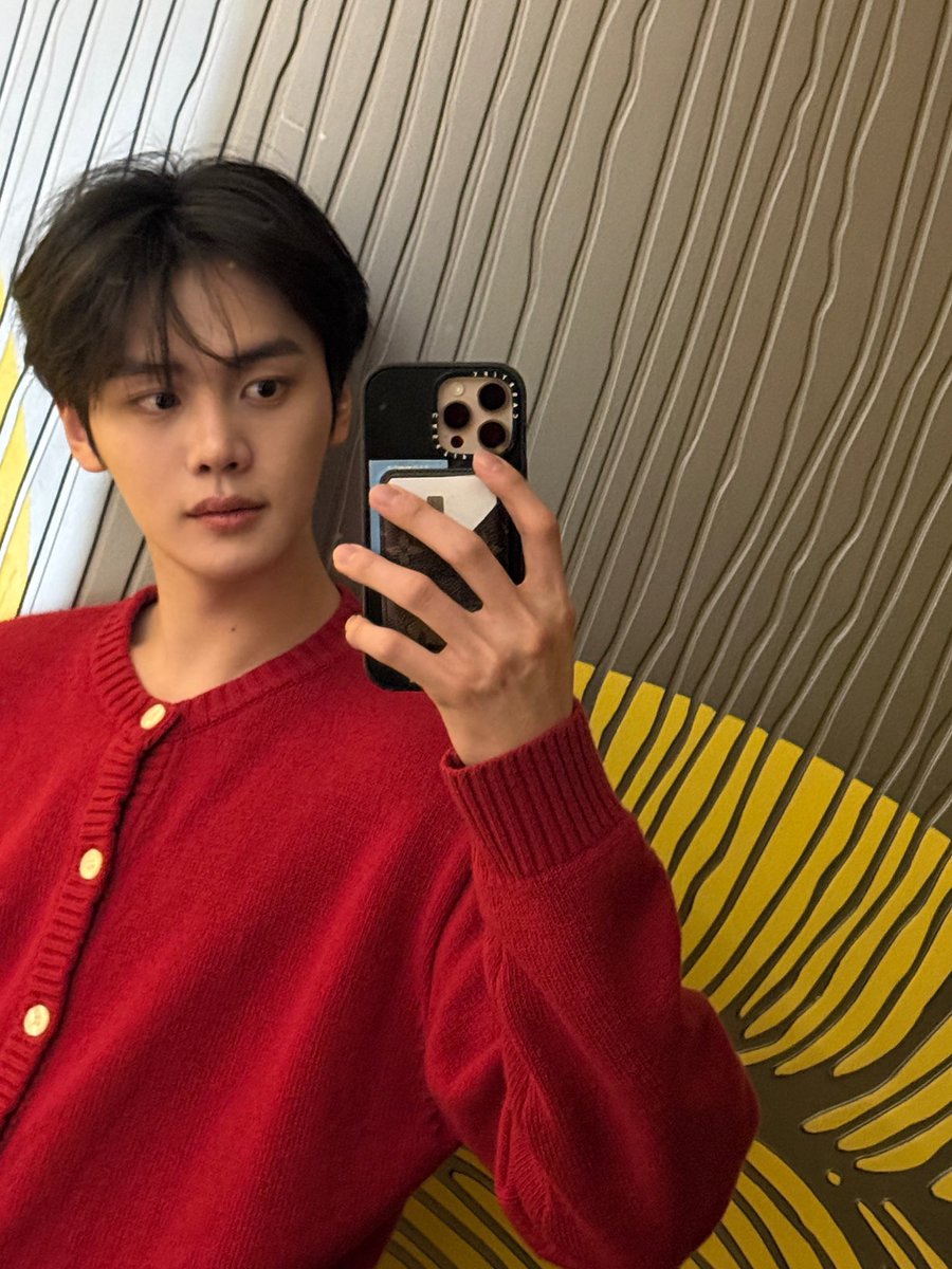 ynkoovs's tweet image. kangen bgt my sayang....... my eumppapham.......... t_______t