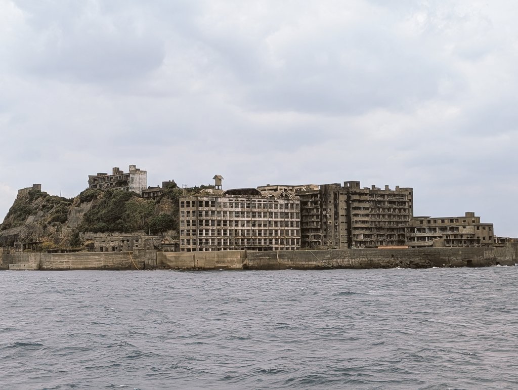hdak1103's tweet photo. 九州旅行最後のハイライトは前回欠航で行けなかった島に初上陸。感動でした。この光景もいつまで見られるか分からないと思うと泣ける。 https://t.co/EQnz66aA0N