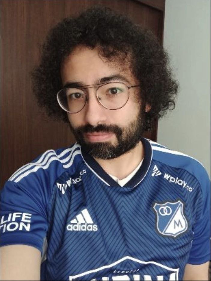 <a href="/ContraGodarria/">Javier Ruiz Agudelo ᘛ⁐̤ᕐᐷ💙⭐🇵🇸</a> El estúpido detrás de la cuenta. 🤡