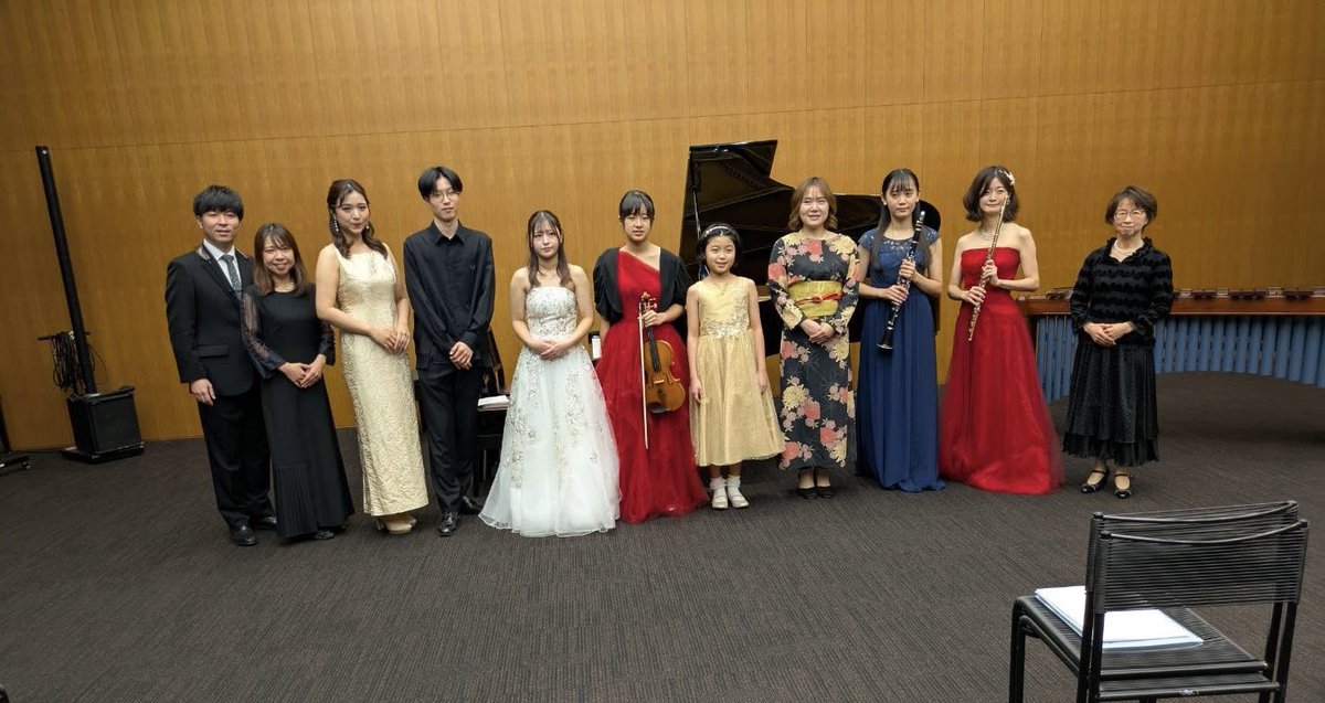 okoyonetan's tweet photo. 長崎県美術館での演奏ありがとうございました！新年一発目の演奏でした🐴
幼少期からお世話になっていたピアノのちか先生とやっとご一緒できてとても嬉しかったし楽しかったです😊✨
坂本龍一さんの曲も勉強になりました💪🏻 https://t.co/sJsyZ0MBIk