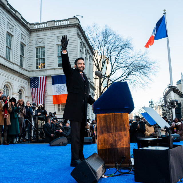 StephensTrek's tweet image. They're on the outside of the borough flags that you are pretending aren't American