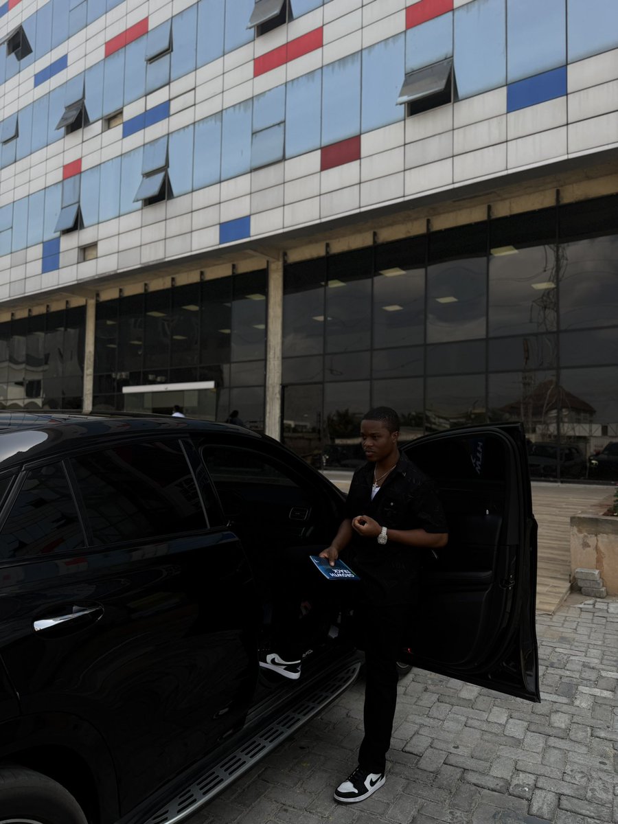 Stop telling yourself you’re not qualified, good enough or worthy.

Growth begins the moment you step into things you believe you’re not qualified to do, Just start and don't compare your progress with someone else.

When i started trading, what i wanted was to rent my own one