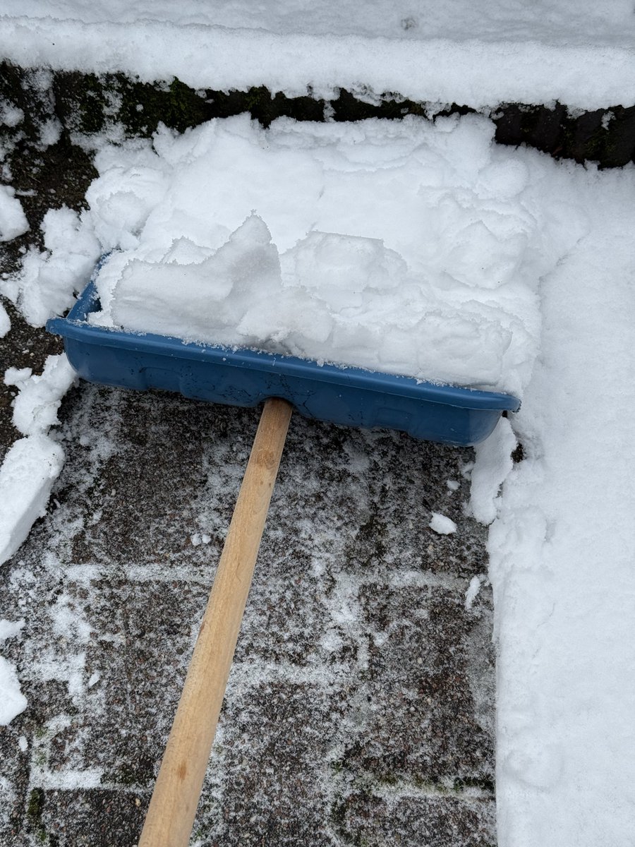 Wessel_66's tweet photo. Waar blijft die #globalwarming als je het nodig hebt?
#horrorwinter
#sneeuw https://t.co/ab2PSM2RHd