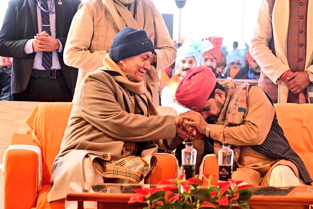 जन नेता!!