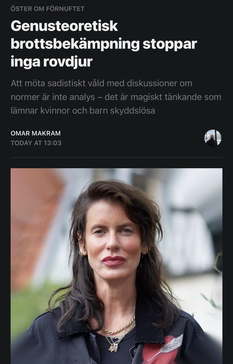 OmarMakram's tweet image. Mordet i Rönninge blottlägger två haverier samtidigt – ett rättssystem som tappar nycklarna och ett offentligt samtal som tappar förståndet.

En ung kvinna slaktas av en man som redan försökt kidnappa ett barn – ett rovdjur med sadistiska begär. Ändå ekar det genusteoretiska…