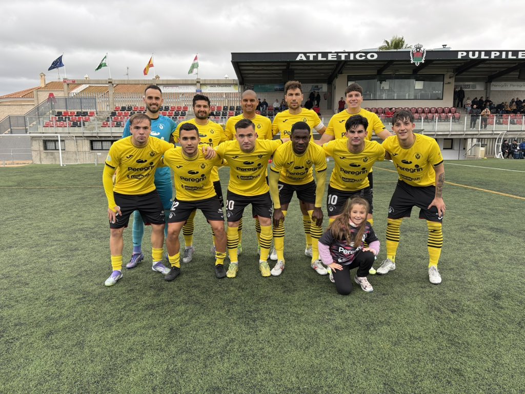 🏁 𝑭𝑰𝑵𝑨𝑳 𝑫𝑬𝑳 𝑷𝑨𝑹𝑻𝑰𝑫𝑶 1-0

¡Victoria gracias a un gol de Rubén en el último segundo! ✅

#VamosPulpileño🔴⚫️