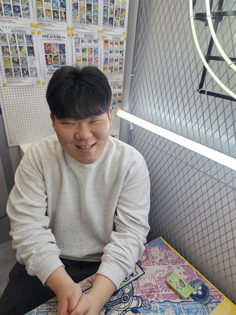 어이성모 tweet media