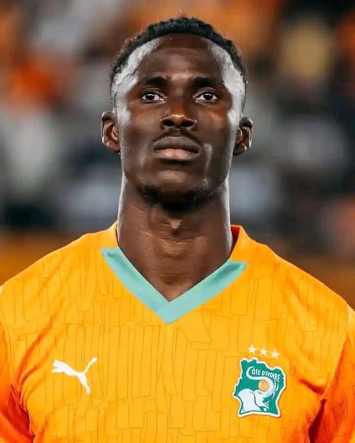 Prom_Ivoire's tweet image. Odilon Kossonou 25 ans aujourd’hui. Joyeux anniversaire à l’international ivoirien.