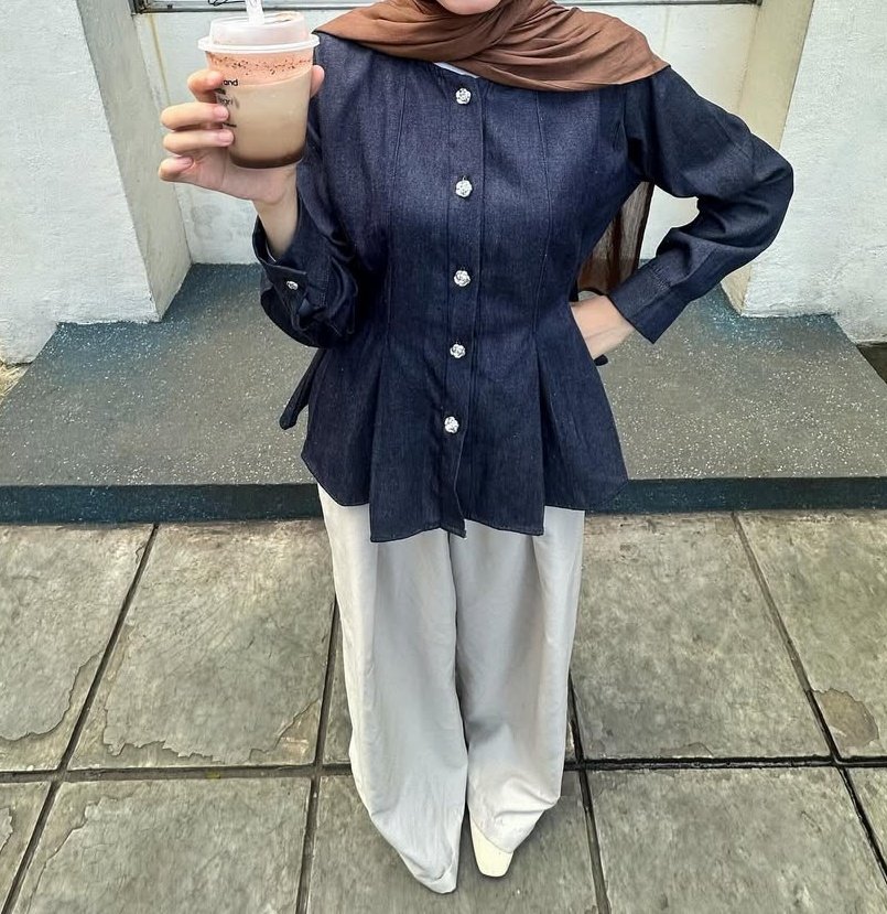 fsnowgirl's tweet image. nice denim top
— a thread