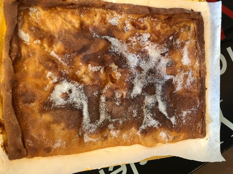 Empanadicos sencillos en lugar de los afamados roscones de reyes.
maderadebuixo.blogspot.com/2025/01/humild…