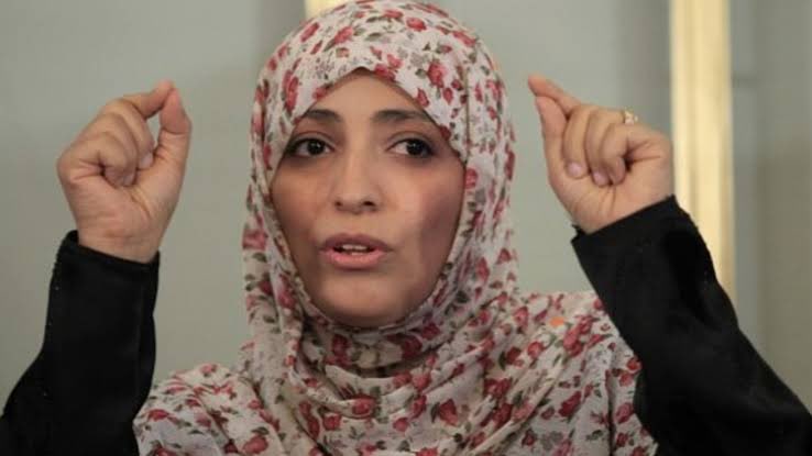 ماريا كورينا ماتشادو هي النسخة الفنزويلية من توكل كرمان. فكلاهما باعتا وطنيهما حباً في إسرائيل وعشقاً في اليهود.

سامحوني على قبح الصورة.