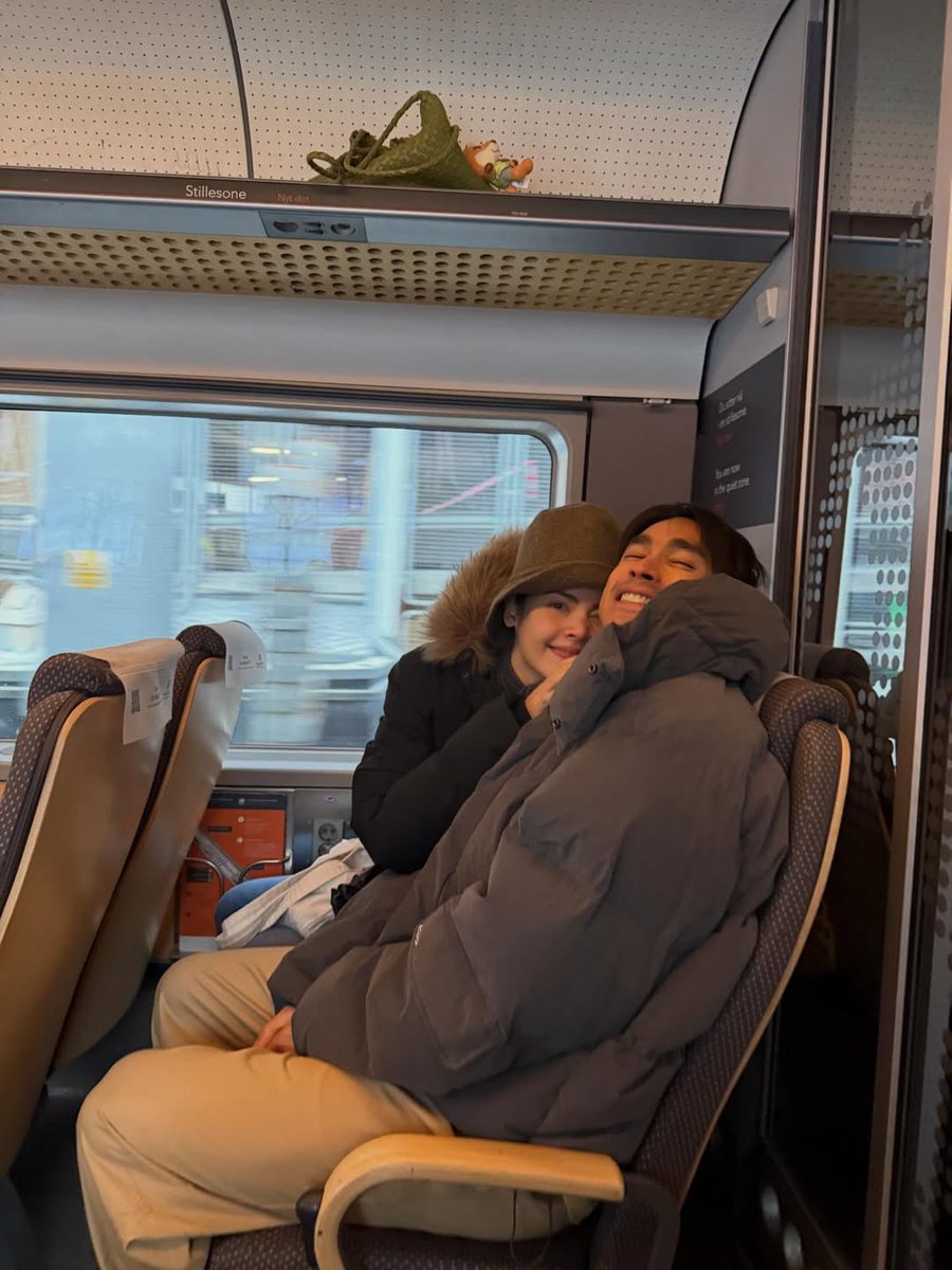 JNOWSND's tweet image. ยิ่งกว่านิยายรัก10เล่ม🐜🐝