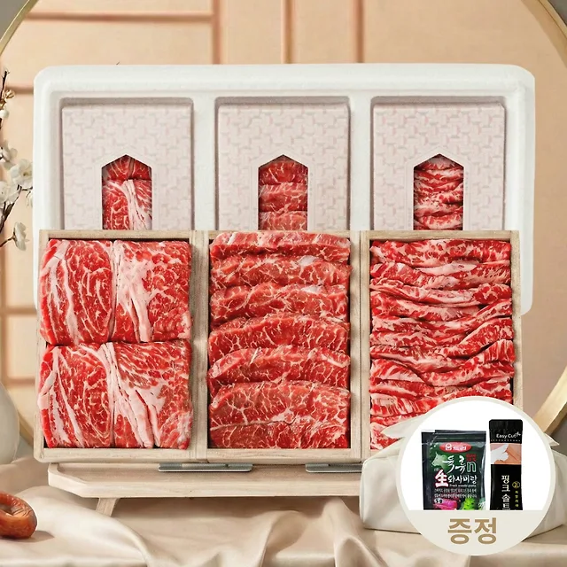 Sig_gi_'s tweet image. RT❤️

드디어 런칭 트윗으로 인사드릴 수 있게 되었습니다!
각색, 콘티 작가 식기입니다. :)
서단 작가님의 원작을 기반으로 로 작가님과 협업한 웹툰 &amp;lt;매리지 클래식&amp;gt;이 애니툰에서 런칭되었습니다!

링크 : anytoon.co.kr/webtoon/episod…

알티 해주신 분 한 분께 [소고기 모둠]을 드립니다!