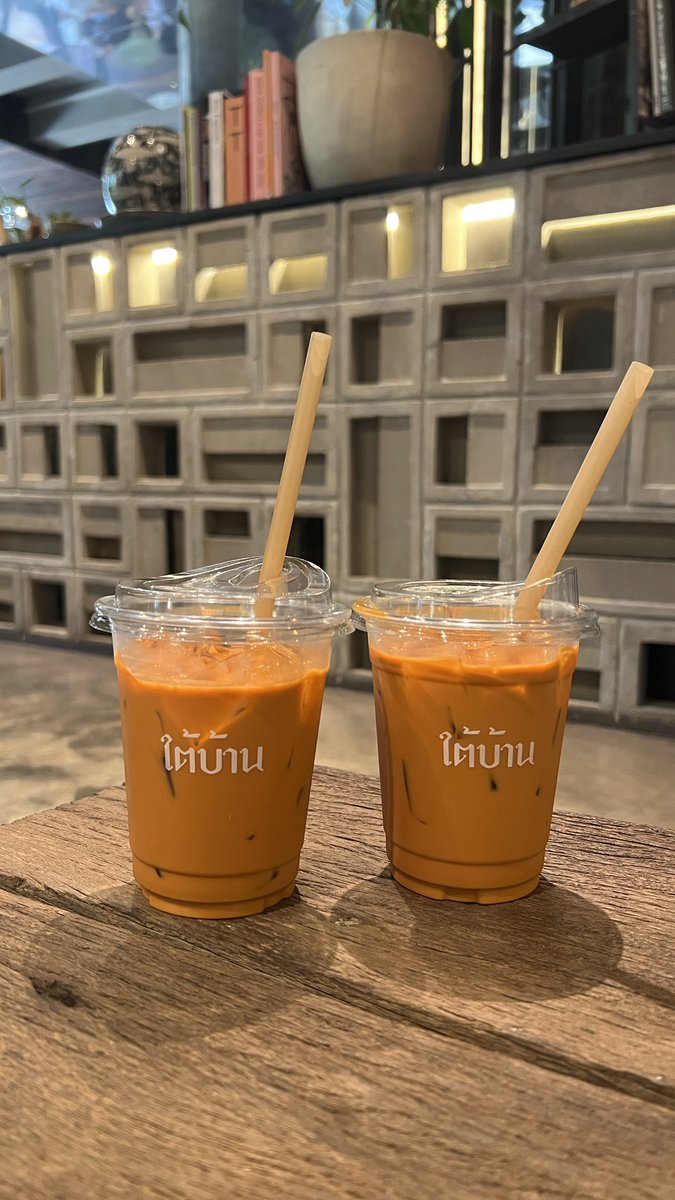 ตกมาปีนี้แก่ขึ้นเยอะ😂
นัดเจอกันแบบไม่ทำกิจกรรมใดๆ นั่งอัปเดทชีวิตกัน 4-5 ชม. โดยที่ไม่จับโทรศัพท์ แต่ก็ยังคุยกันไม่สะใจเลยย 55555555 <a href="/khem_vinx/">Khem ViNX「ヴィンス」</a>