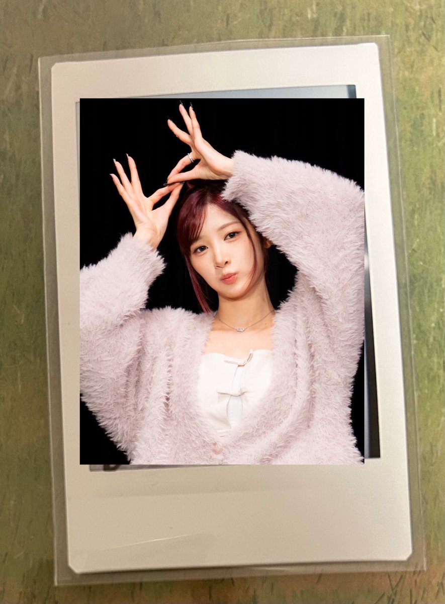 geoopnu's tweet photo. 퍼플키스 유키 싸인 폴라로이드 판매합니다

7.0

디엠주세요 plz dm

purplekiss 나고은 na goeun 도시 장은성 dosie 이레 조서영 ireh 유키 yuki 채인 이채영 chaein 수안 박수진 swan 뮤직아트 musicart album poca fansign sell polaroid on my bike https://t.co/R1kPSA9cZj
