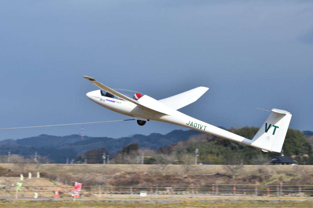 角田滑空場
宮城県航空協会
JA21XG Rolladen-Schneider LS4-a
東北大学 航空部
JA01VT Rolladen-Schneider LS4-b