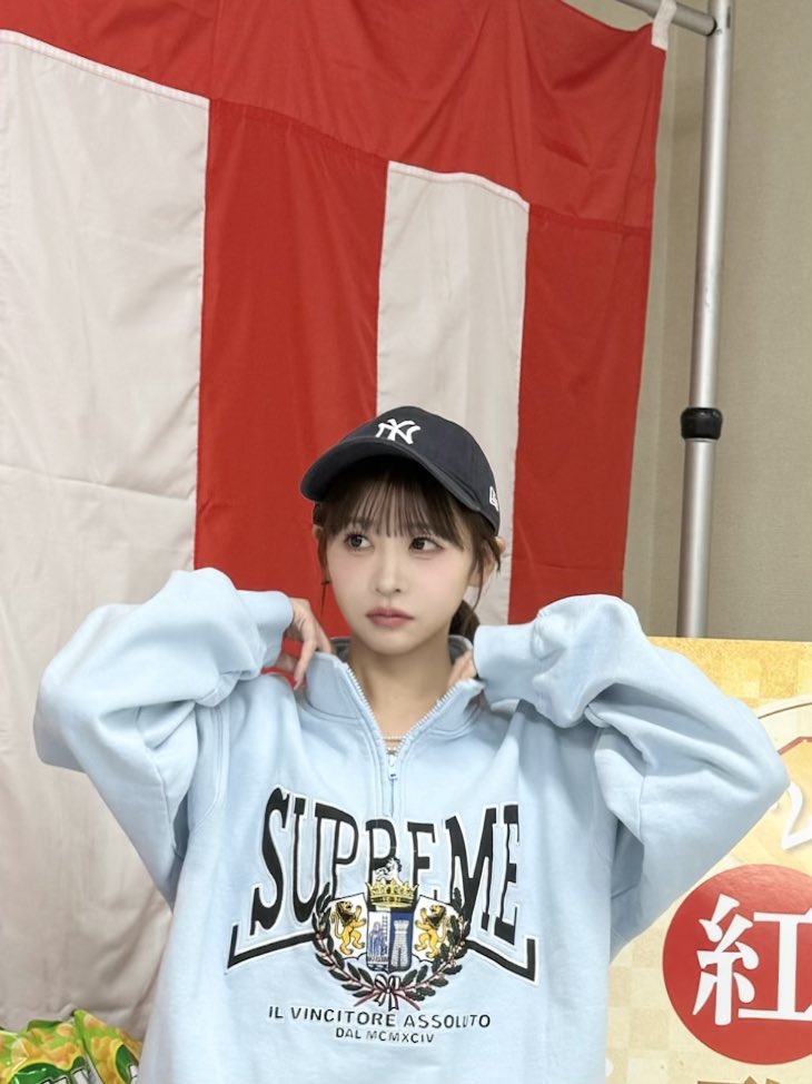 櫻井優衣 × Supreme 大好物なんですよね🙂‍↕️🫶🏻