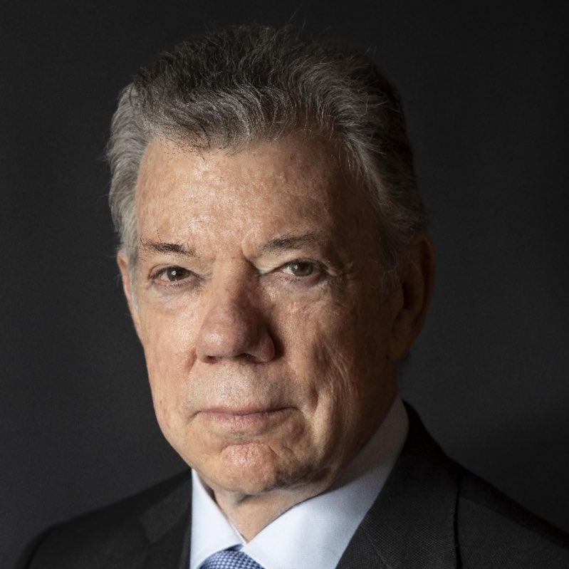 No olvidar que <a href="/JuanManSantos/">Juan Manuel Santos</a> entregó al joven activista  <a href="/LORENT_SALEH/">Lorent Saleh</a> al régimen tiránico de <a href="/NicolasMaduro/">Nicolás Maduro</a> donde terminó preso y torturado por el simple hecho de ser opositor